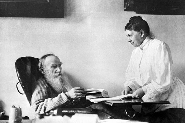 Arvadı Tolstoyun əsərindən yataq səhnəsini çıxarıb – 10 Maraqlı Fakt