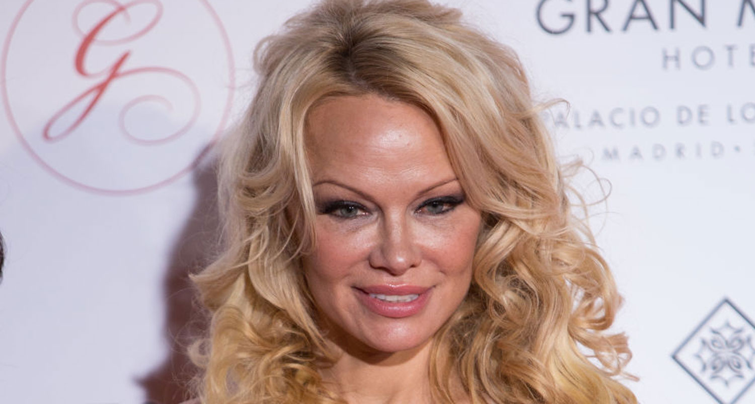 Pamela Anderson əsəbiləşdi: <span style="color:red;">"Realiti şoular ləğv edilsin" 