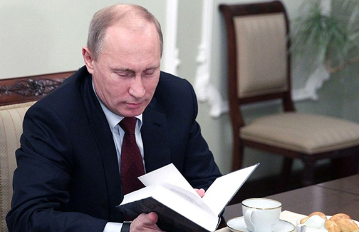 Vladimir Putinin sevdiyi 7 kitab - Siyahı