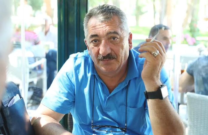 Ahmet Kayanı yumruqla vuran azərbaycanlı şair