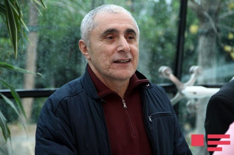 Alim Qasımovdan  94 yaşlı kişiyə jest - Video