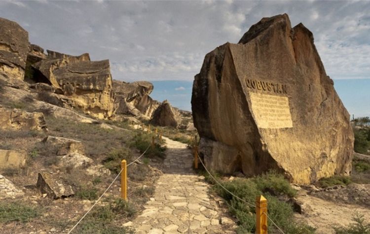 Qobustan fəaliyyətə başladı