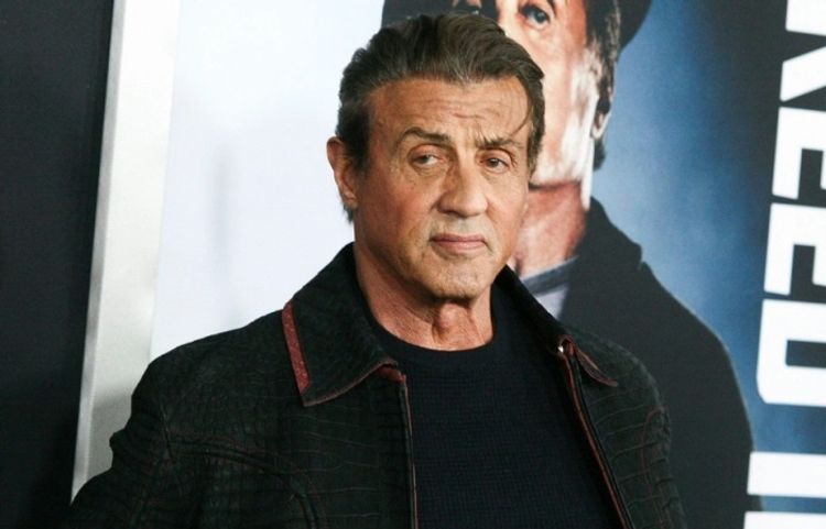 Silvestr Stallone tanınmaz halda - Foto