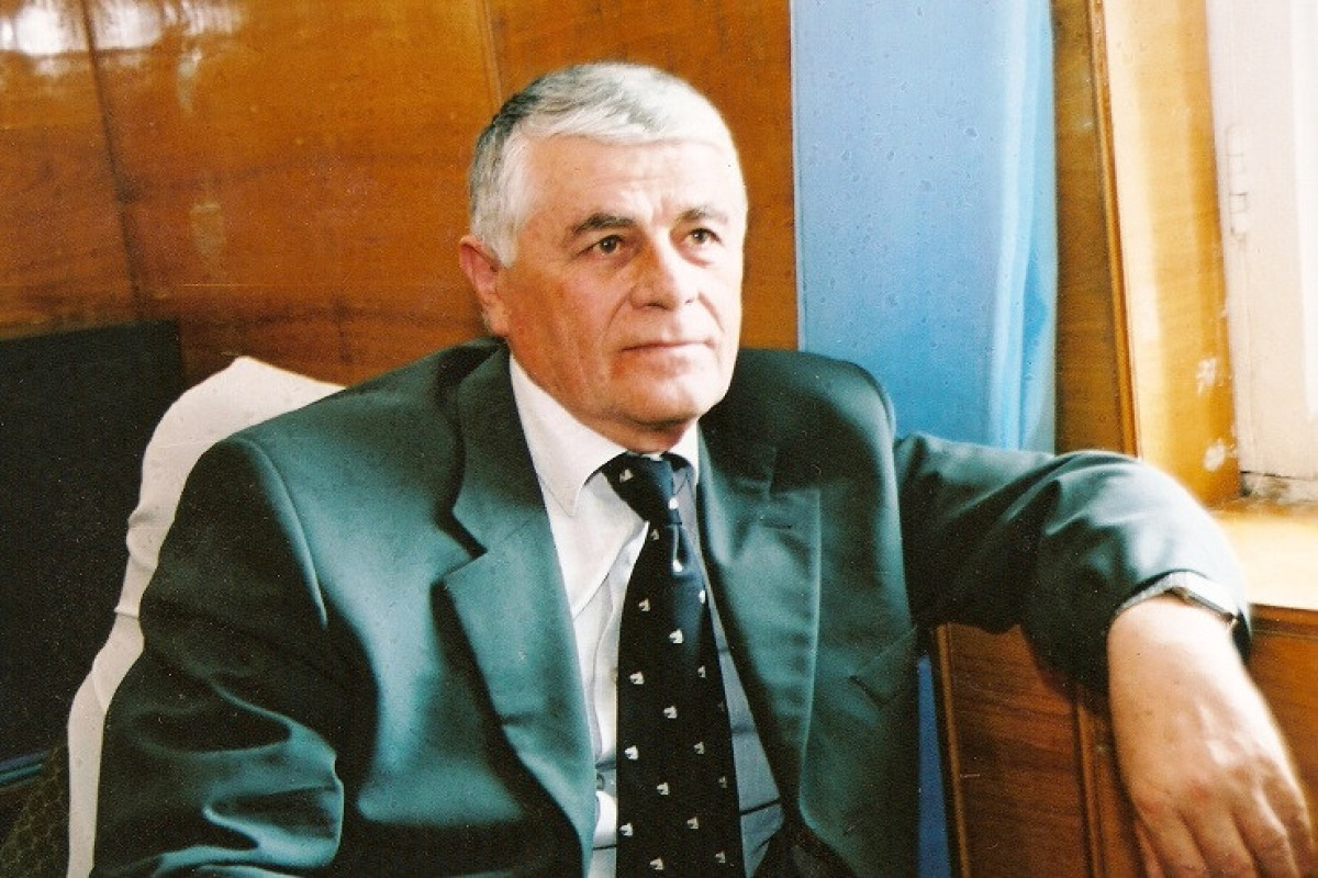 Əhməd İsayev, yazıçı-publisist