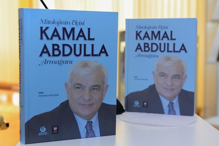 Kamal Abdullanın kitabı təqdim olundu - Foto