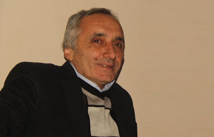 Azərbaycanlı şair nüfuzlu mükafatdan imtina etdi