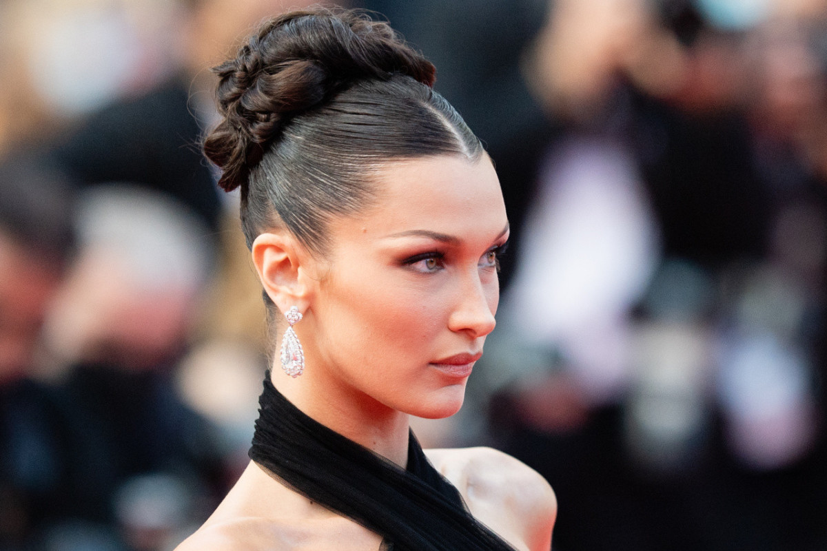 Bella Hadid müsəlman qadınlarını müdafiə etdi 