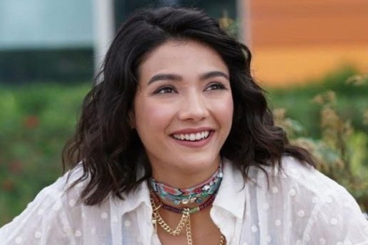 Aybüke Pusat, aktrisa