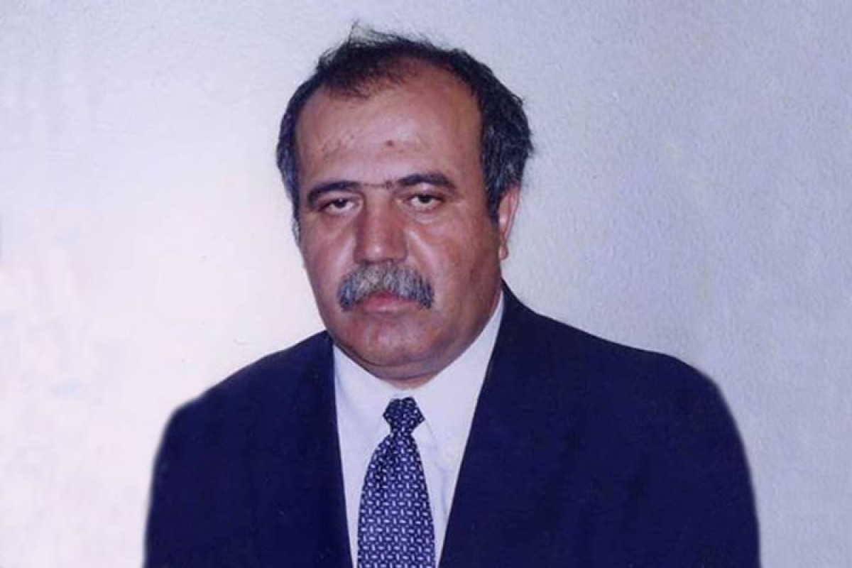Akif Səməd, şair