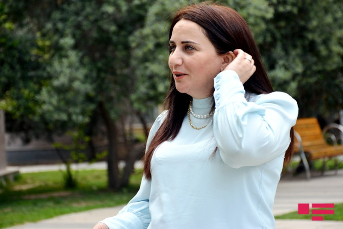 Samirə Əşrəf, yazıçı