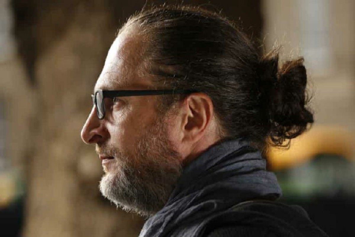 Tanınmış yazıçı vəfat etdi