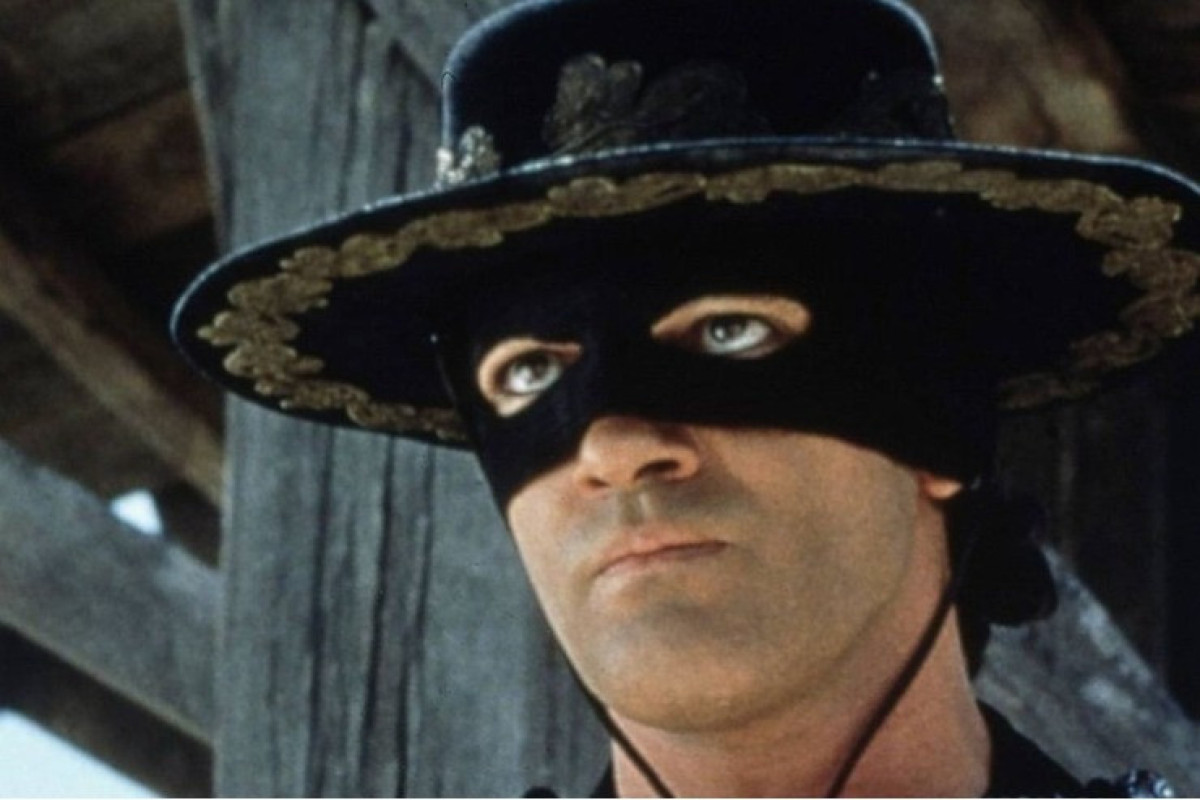 Antonio Banderas "Zorro" rolunu gənc aktyora həvalə etdi 