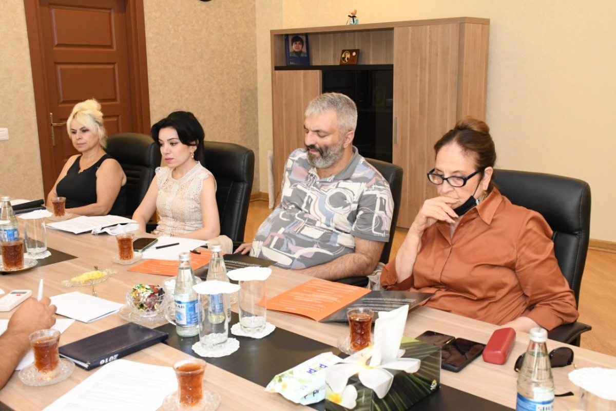“Azərbaycanfilm”də toplantı keçirildi 