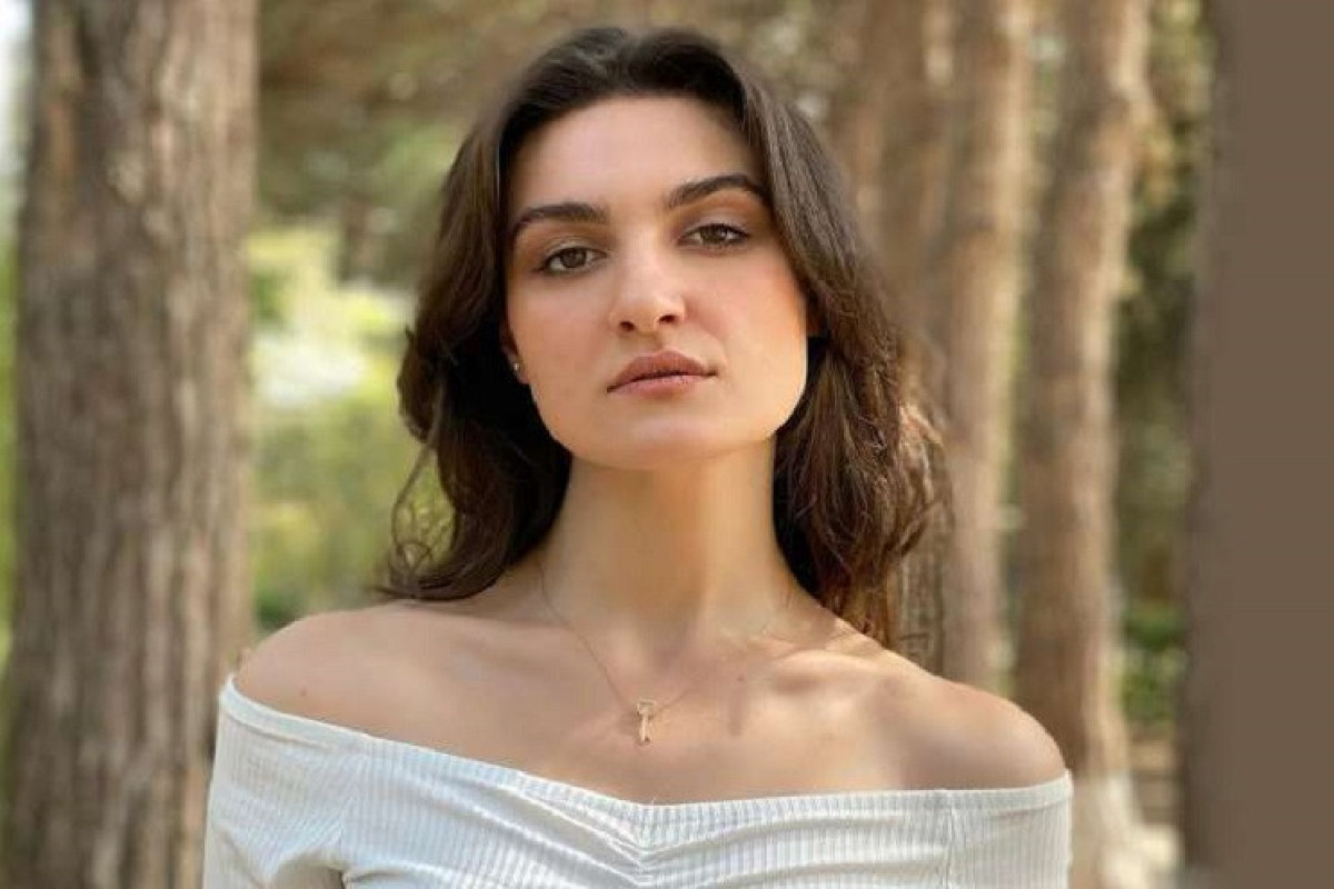 Azərbaycanlı aktrisaya ağır itki üz verdi 