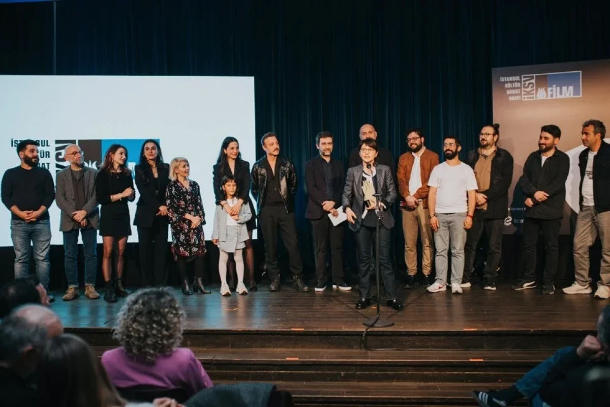 42-ci İstanbul Film Festivalının qalibləri mükafatlandırıldı 