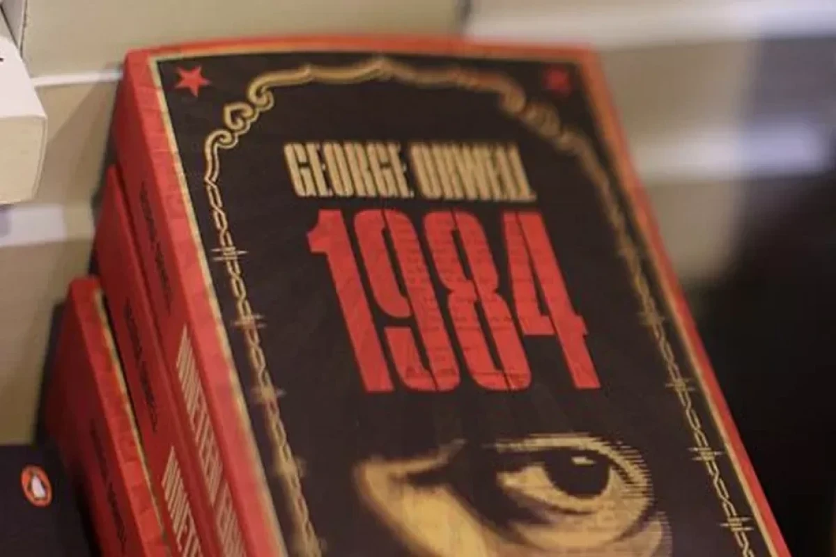 "1984" 65 ildən sonra ABŞ-yə qayıdır 