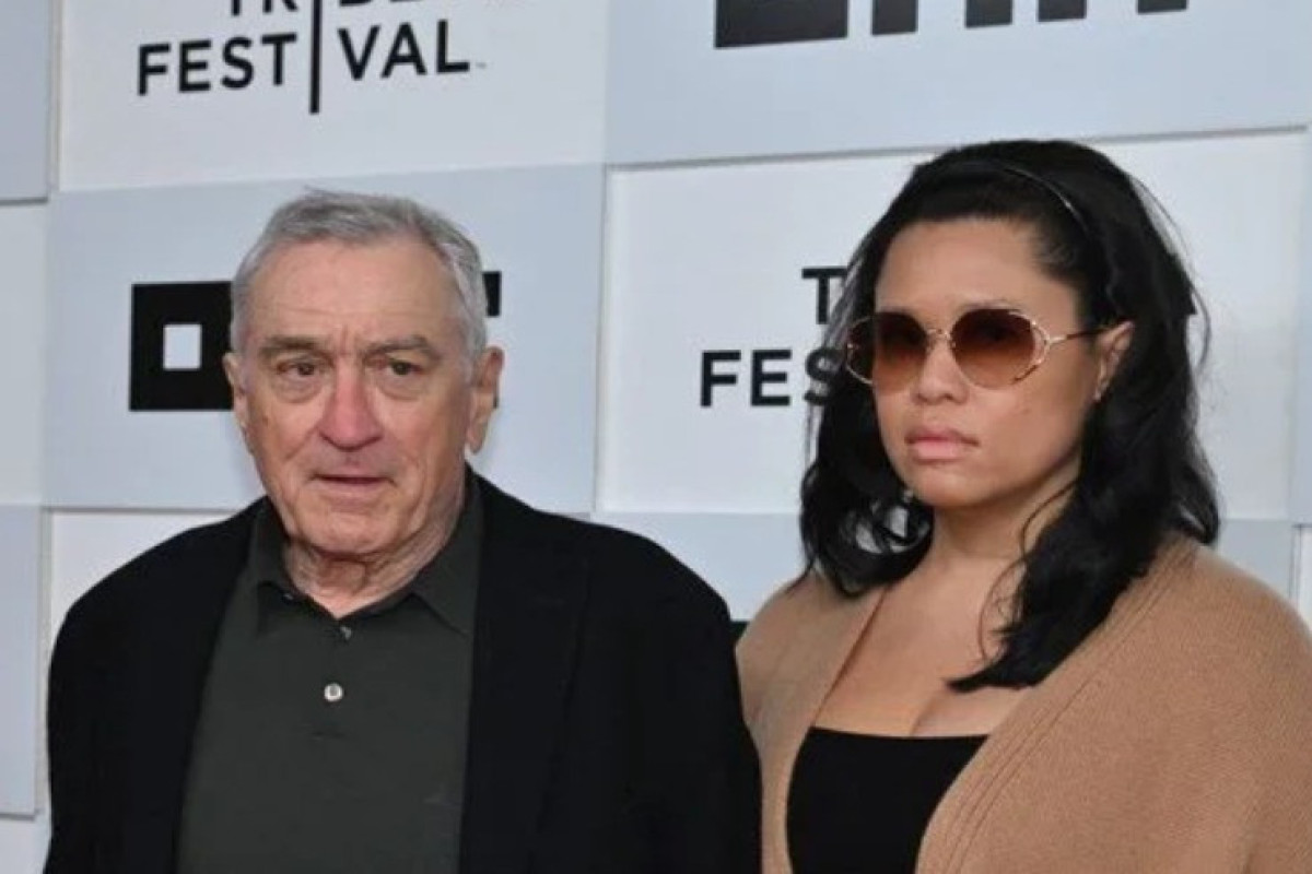 79 yaşlı Robert De Niro yeni doğulmuş körpəsindən danışdı  