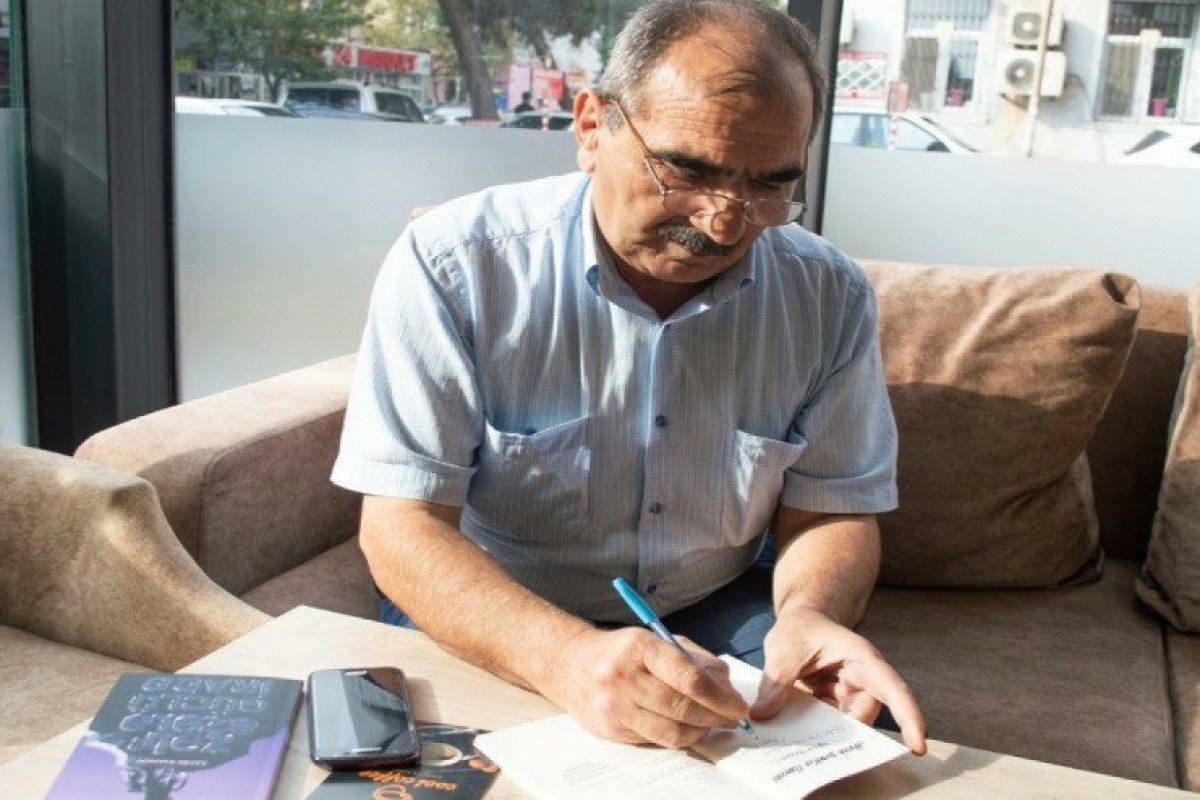 Yaşar Bünyad, yazıçı