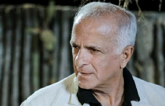 Atasının direktor olduğu...