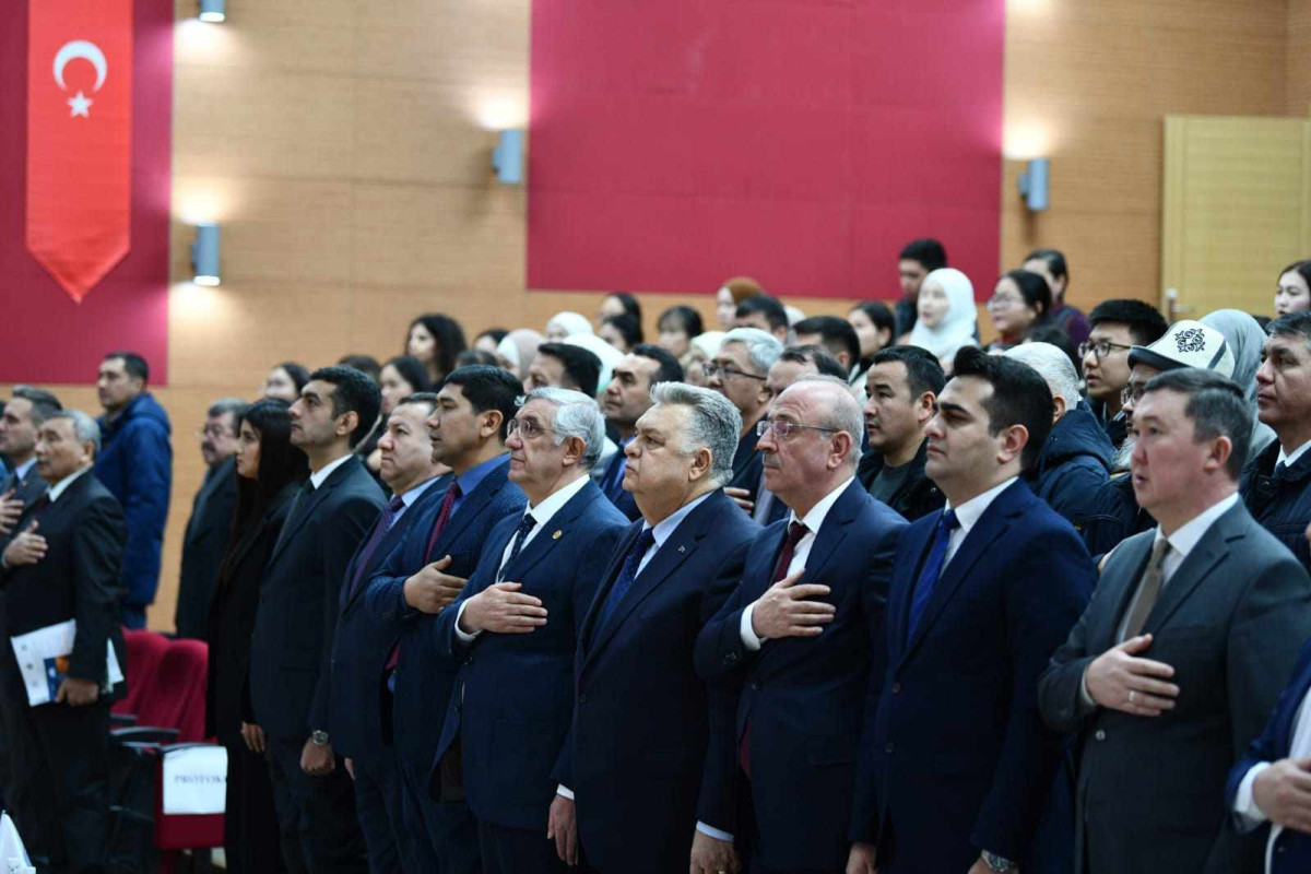 Dünya Gənc Türk Yazarlar Birliyinin "Manas" Qırğızıstan-Türkiyə Universitetində tədbiri keçirilib 