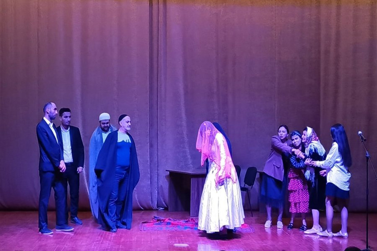 Xalq teatrı Cabbarlının “Dilbər” hekayəsini səhnələşdirib 