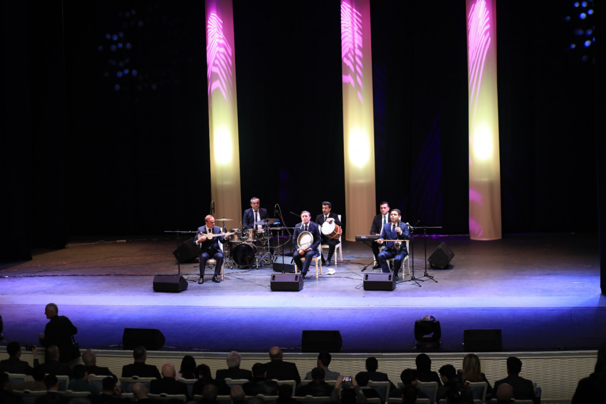 “Qarabağ" muğam qrupu Gəncə Dövlət Filarmoniyasında  konsert verdi