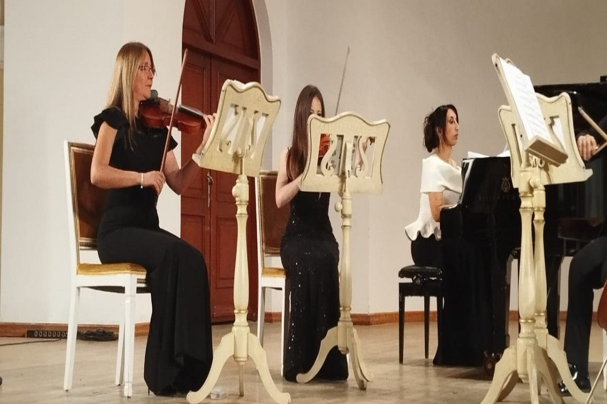 “Miyadzakinin yuxusu”  konsert proqramı təqdim edildi