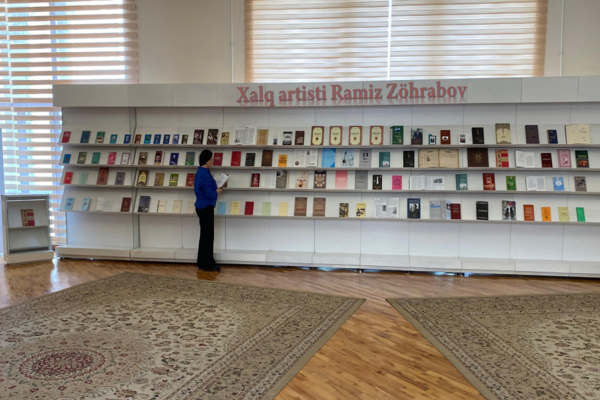 “Xalq artisti Ramiz Zöhrabov”  adlı kitab sərgisi açıldı