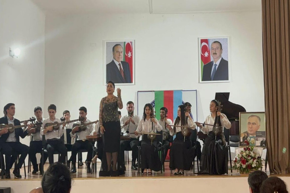 Süleyman Ələsgərovun 100 illik yubileyinə həsr edilmiş konsert oldu 