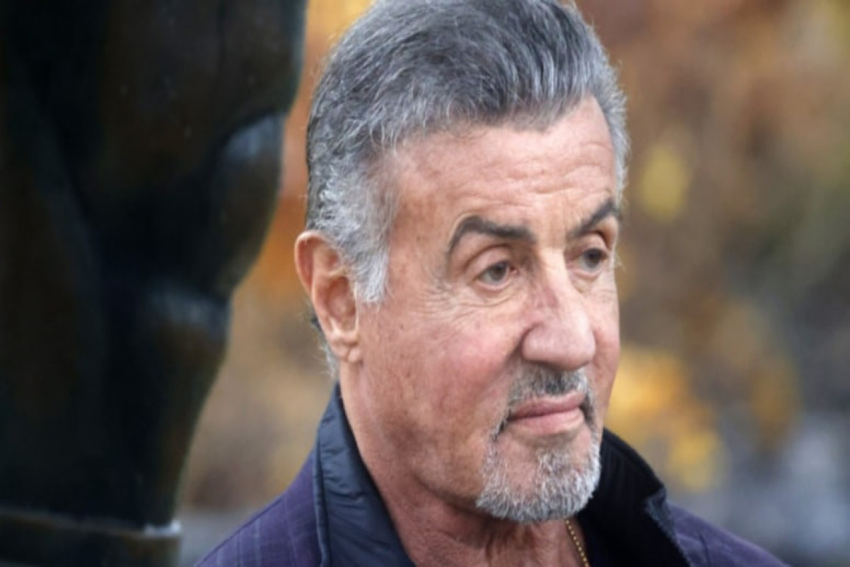 Silvester Stallone qızları üçün 25 milyonluq malikanə alır 