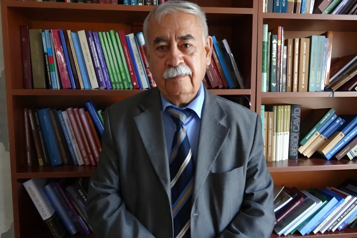 Aydın Kazımzadə:  “Film adı altında təqdim olunan verilişlər gözümdən qaçmır” – Müsahibə 