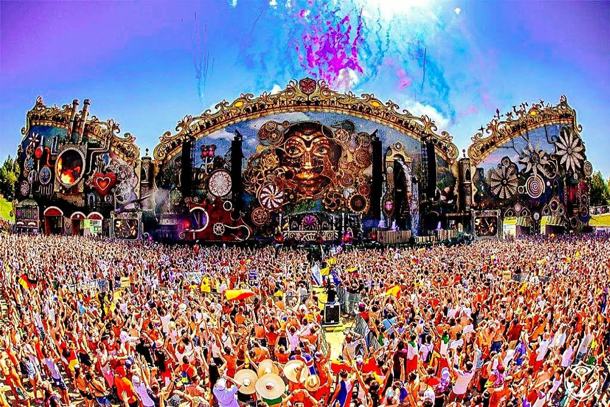Dünyanın ən məşhur musiqi festivalları  
