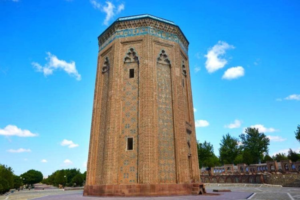 Möminə Xatun türbəsi  ilkin formaya uyğun bərpa ediləcək  