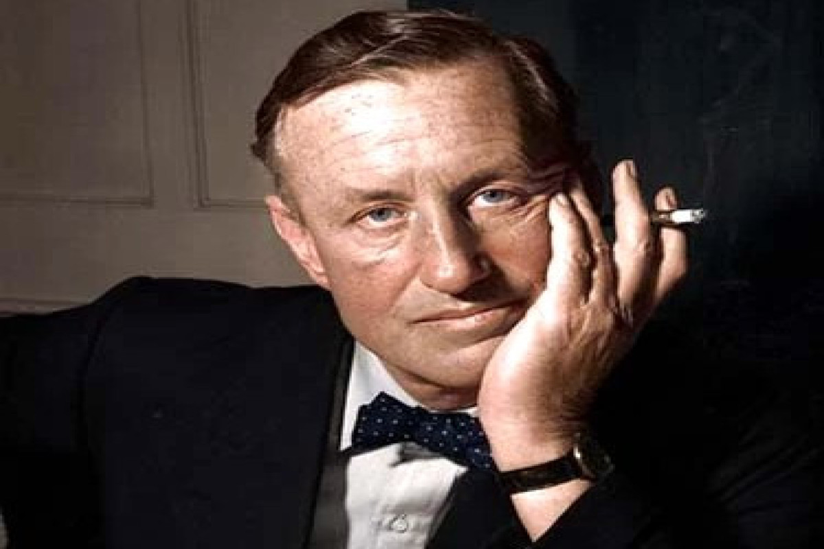 "Agent 007" obrazı ilə kino sənayesini kökündən dəyişən yazıçı - Məşhur Ceyms Bondun yaradıcısı kim idi?  