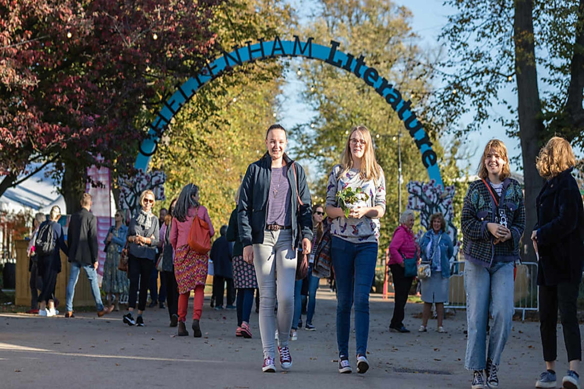 "Cheltenham" Ədəbiyyat Festivalı keçiriləcək  