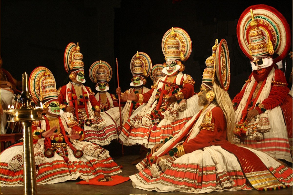 UNESCO-nun Qeyri-maddi Mədəni İrs siyahısındakı ənənəvi teatrlar  