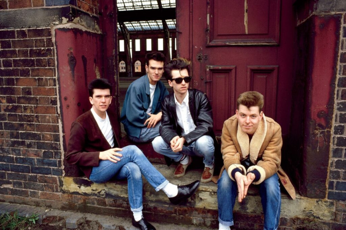 "Smiths"in pərdəarxası hekayələri  haqqında kitab - “The Drums” 