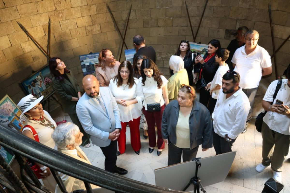 Xalq rəssamı Əşrəf Heybətovun sərgisi açıldı 