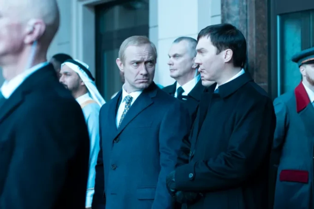 Britaniyalı aktyorun “Kreml sehrbazı” filmindən Putin obrazında  fotosu yayıldı  