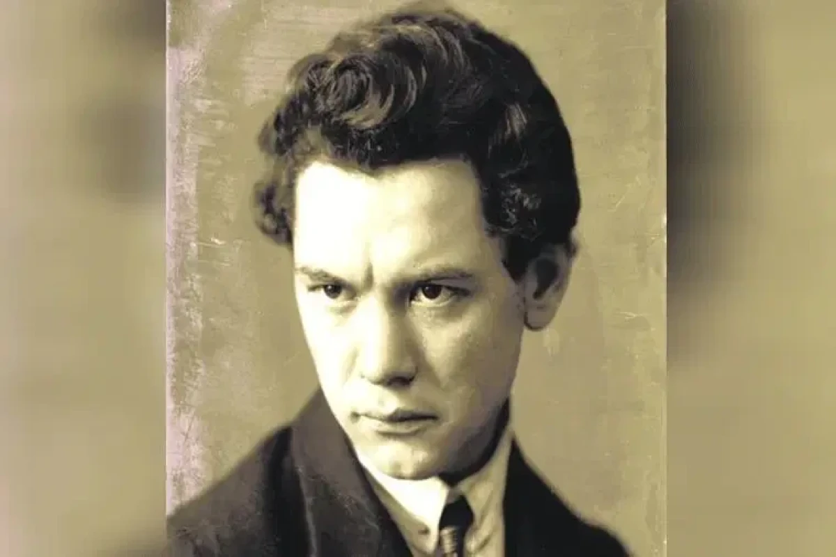 Şizofreniya, qadağalar və siyasi təqib - Allahı təhqir etdiyinə görə həbs olunan şair 