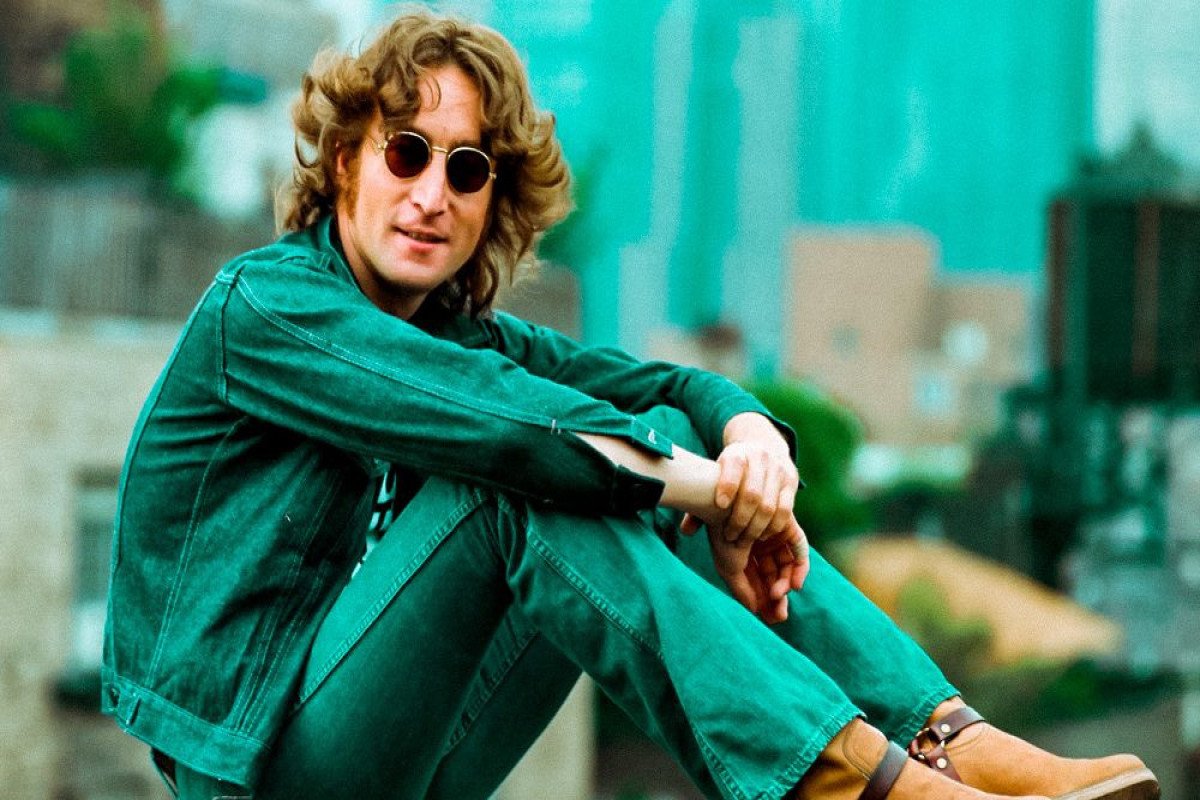 Bütün insanların bu gün üçün yaşadığını xəyal et... - Günün mahnısı  