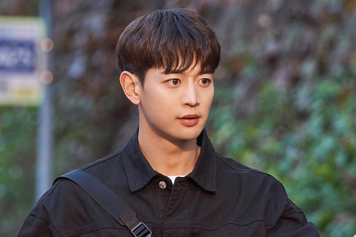 Yay gecəsində bir yuxu... - Günün mahnısı 