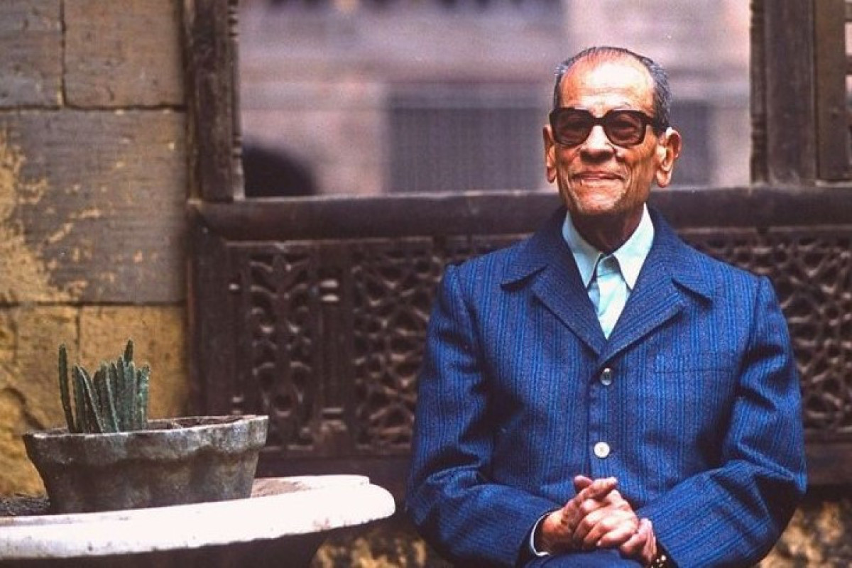 Xoşbəxtliyin dəyəri... - Nəcib Məhfuzun hekayəsi  