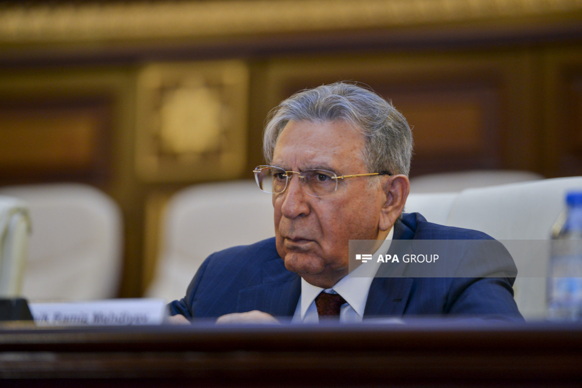 İsa Həbibbəyli: "Ramiz Mehdiyevin hərəkətləri onun AMEA-nın həqiqi üzvü qalmasına imkan vermir" 