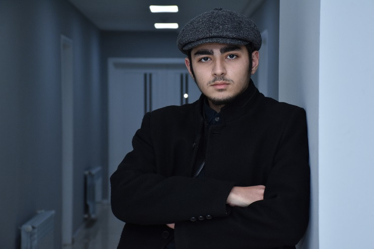 İbn Müqtədir - Mehdi Dostəlizadənin yeni hekayəsi 