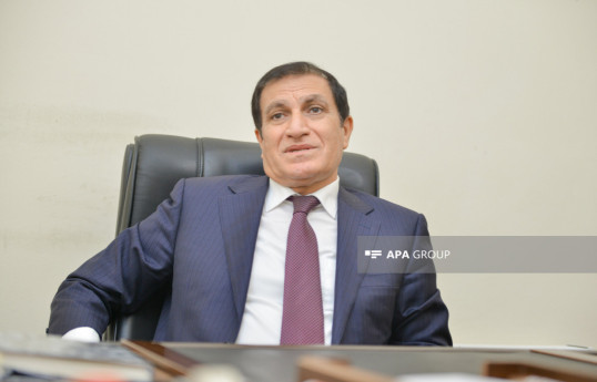 Ali Məhkəmə Əjdər...