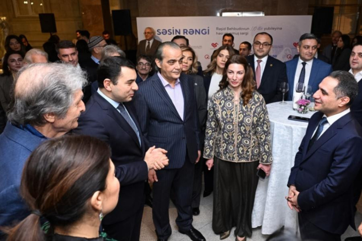 Rəşid Behbudovun yubileyinə həsr olunan "Səsin rəngi” sərgisi açıldı