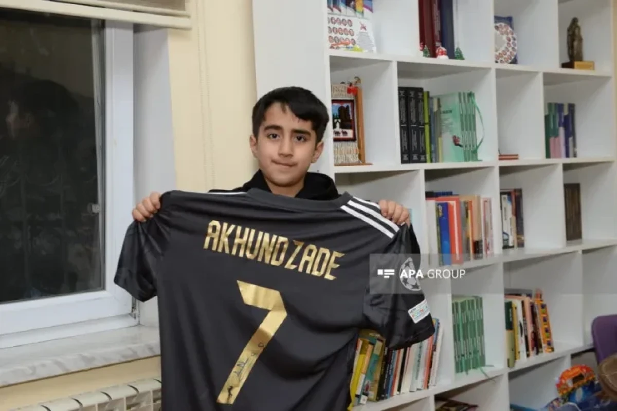 "Məni sevirlərsə, Nərimanı təhqir etməsinlər" - Sığınacaqdakı Əkbərlə müsahibə 