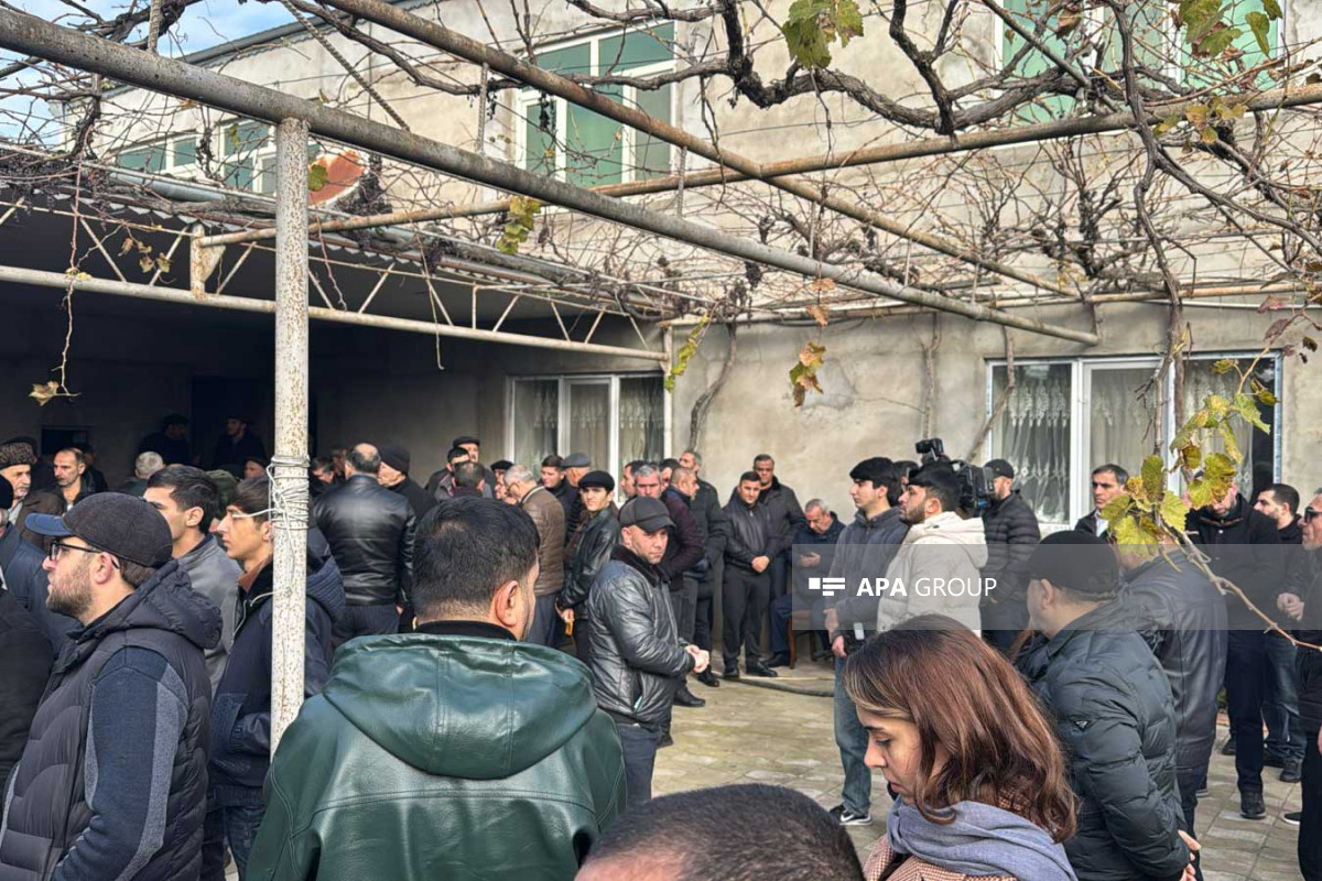 Meyxanaçı Kərim dəfn edildi 