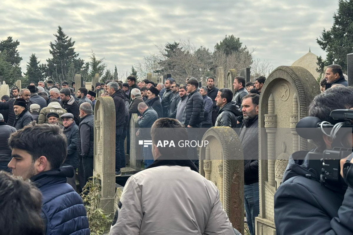 Meyxanaçı Kərim dəfn edildi 